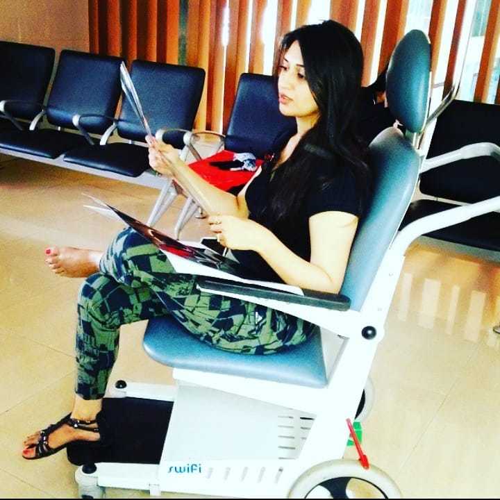 Divyanka Tripathi Feet